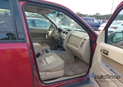 2011 Ford Escape Xlt from USA, damaged, VIN 1FMCU0DGXBKA31235